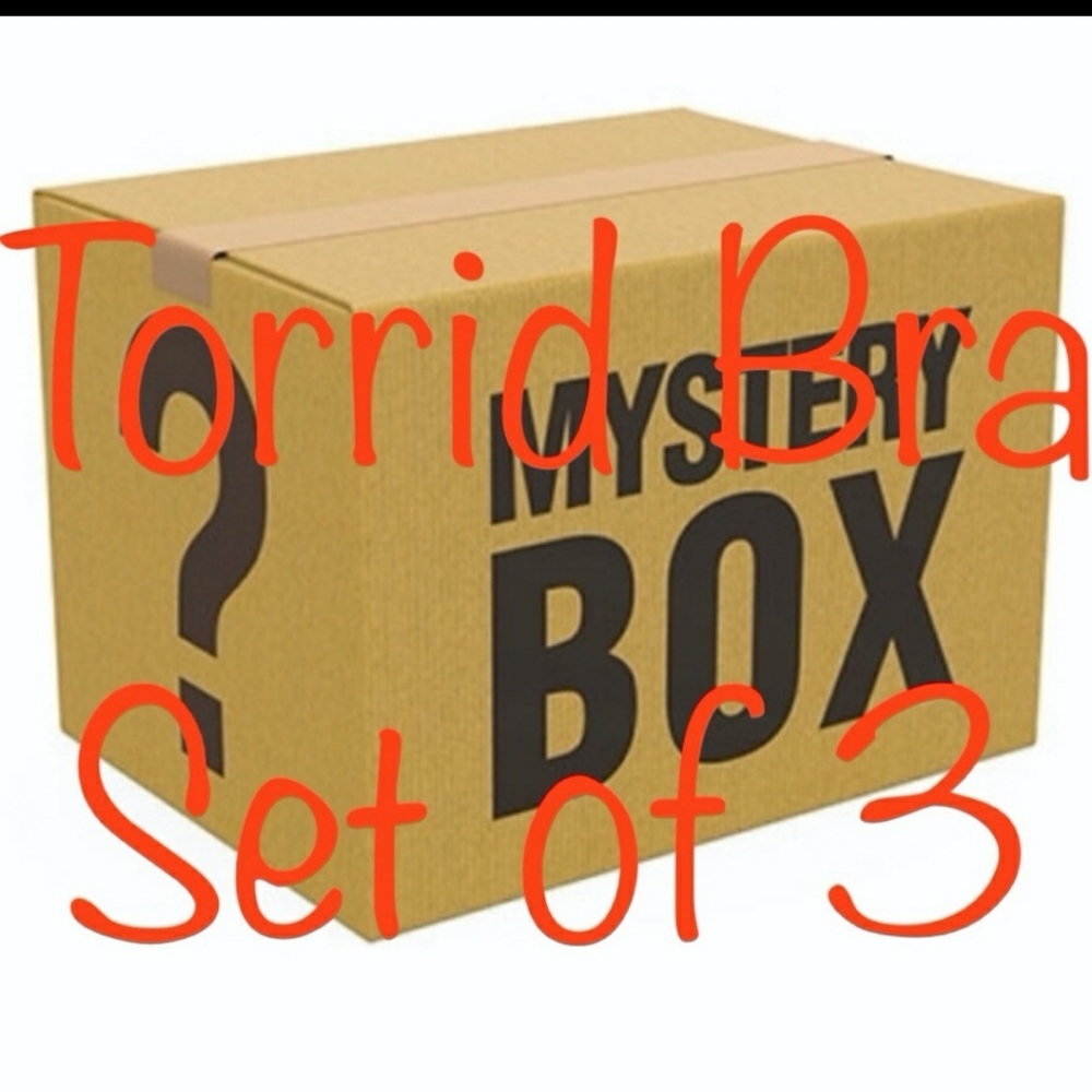 EUC Torrid Plus Size Bra Bundle 1 charcoal, 1 purple, 1 coral - Picture 1 of 7